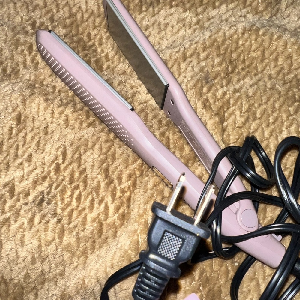 Remington Flat iron - Picture 2 of 4